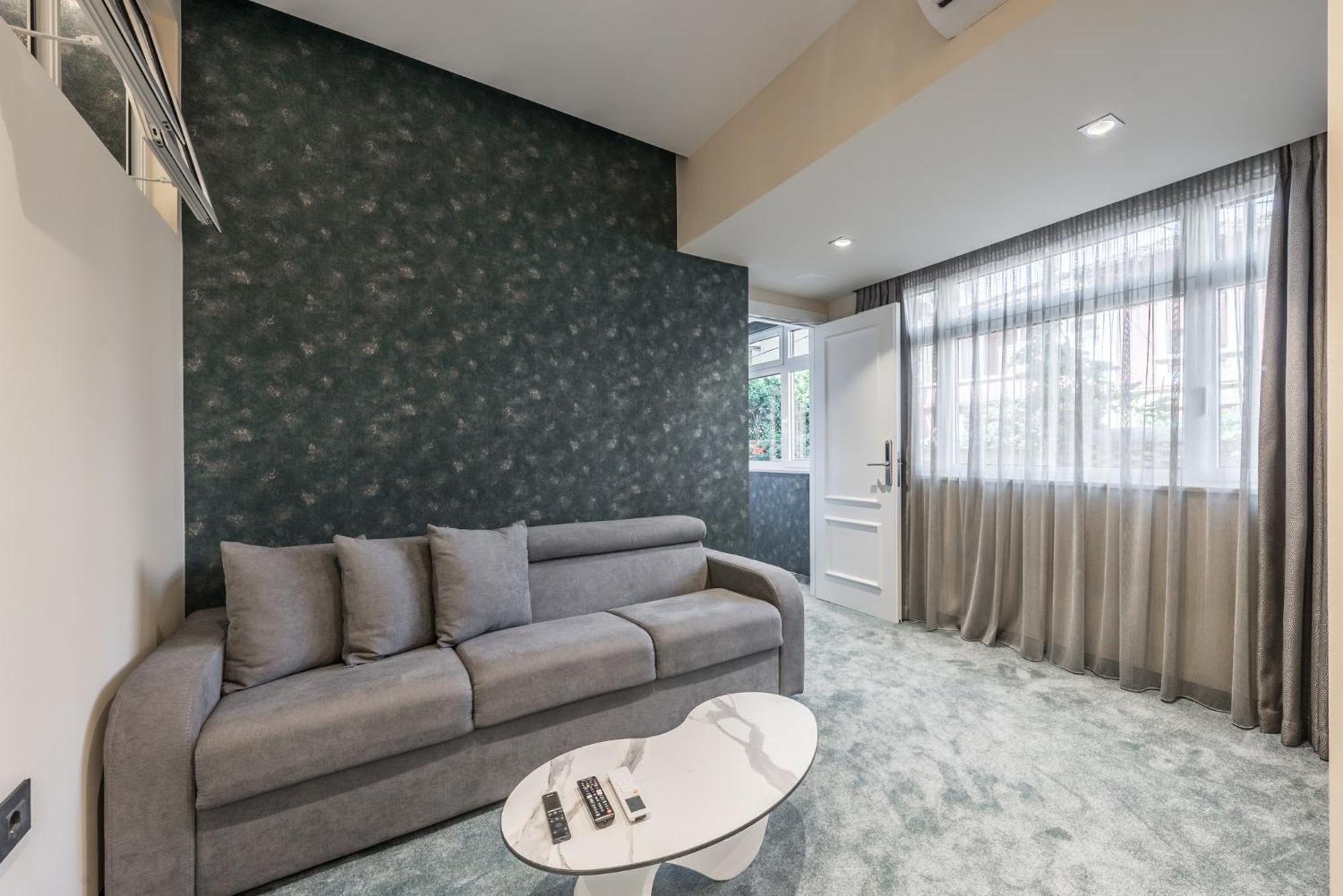 Piazza Luxury Apartments Tirana Exterior photo