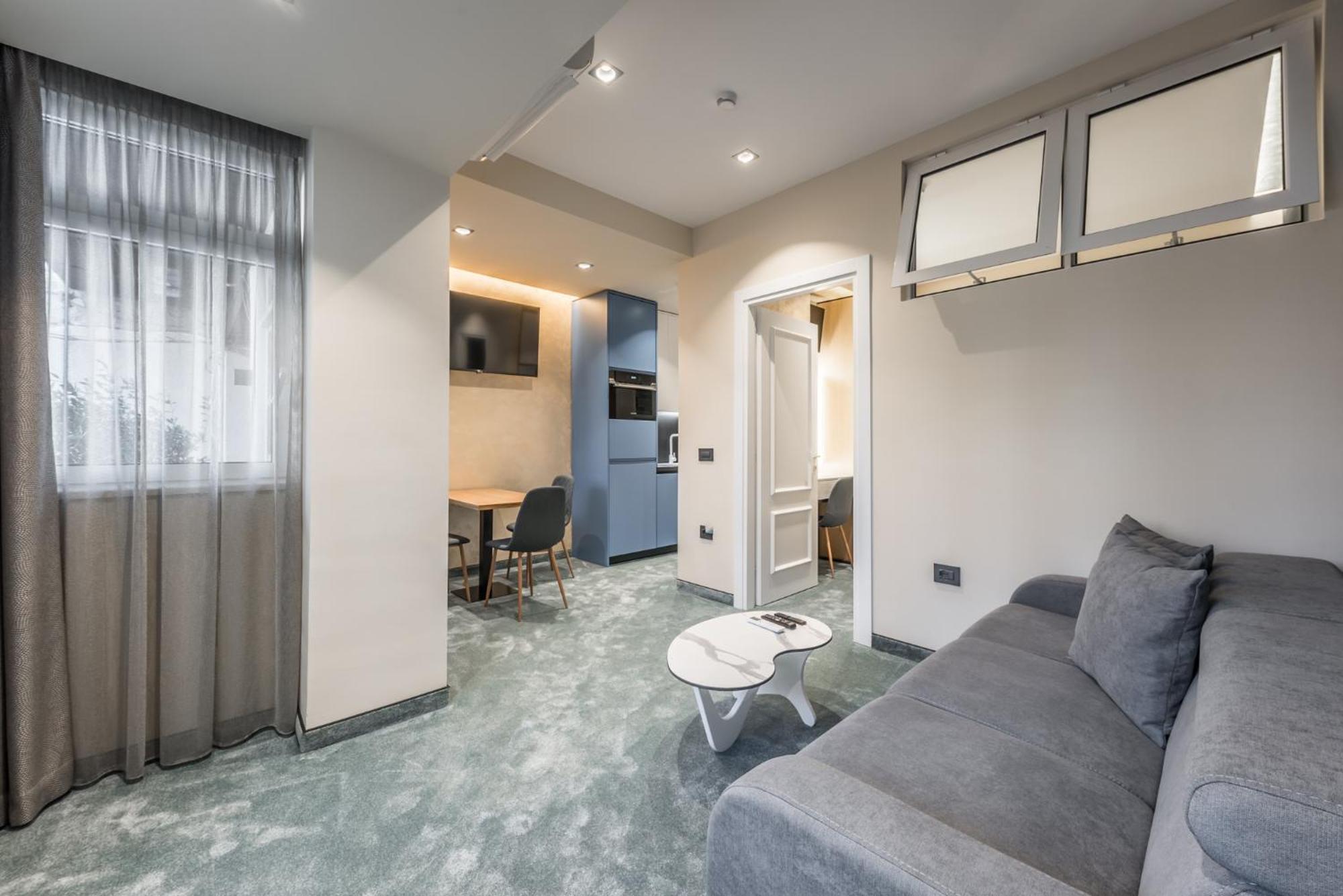Piazza Luxury Apartments Tirana Exterior photo