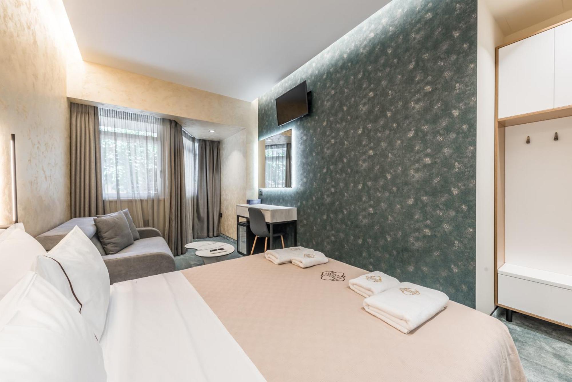 Piazza Luxury Apartments Tirana Exterior photo